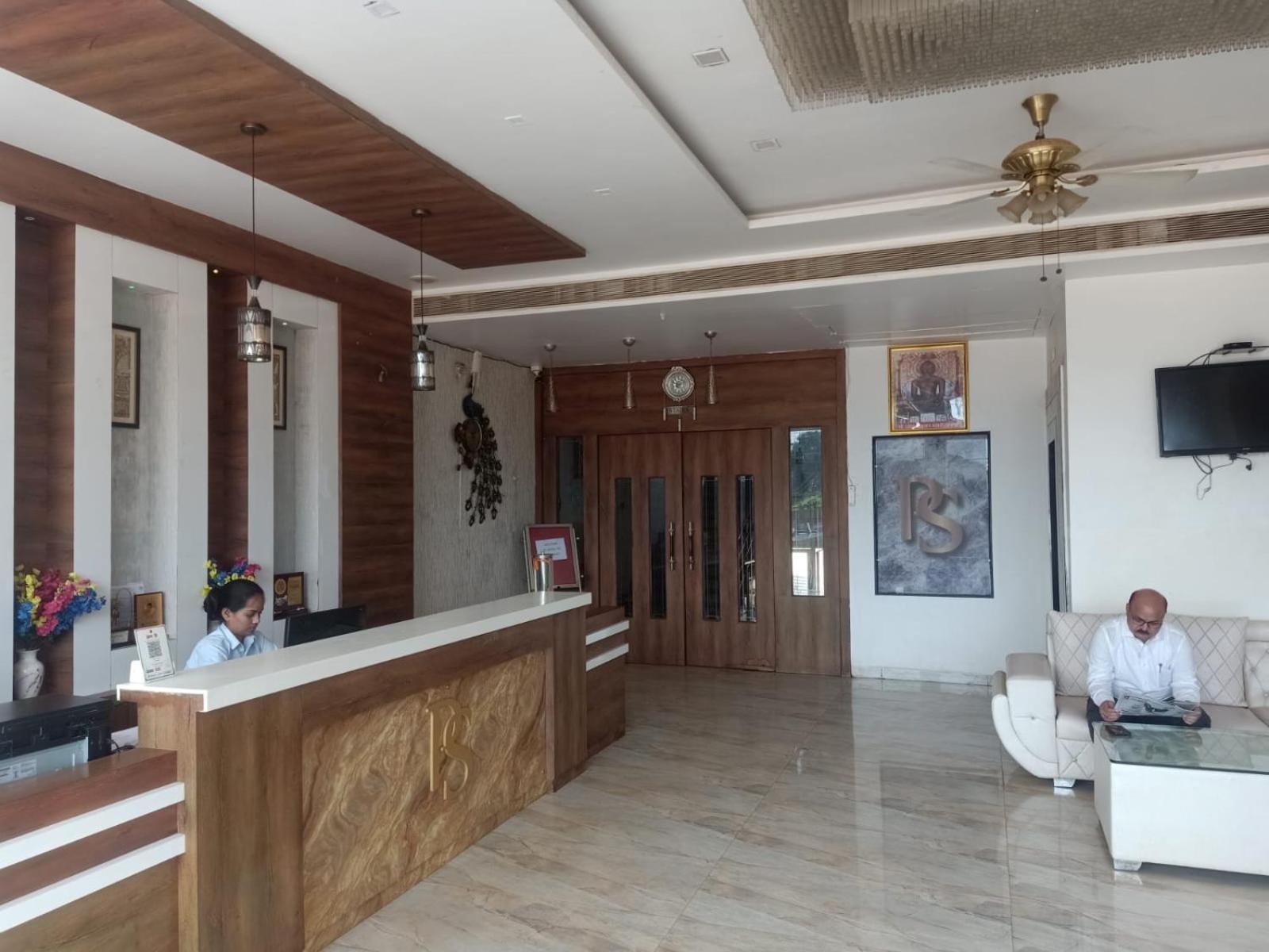 Hotel Ps Residency Shivpurī Exterior foto