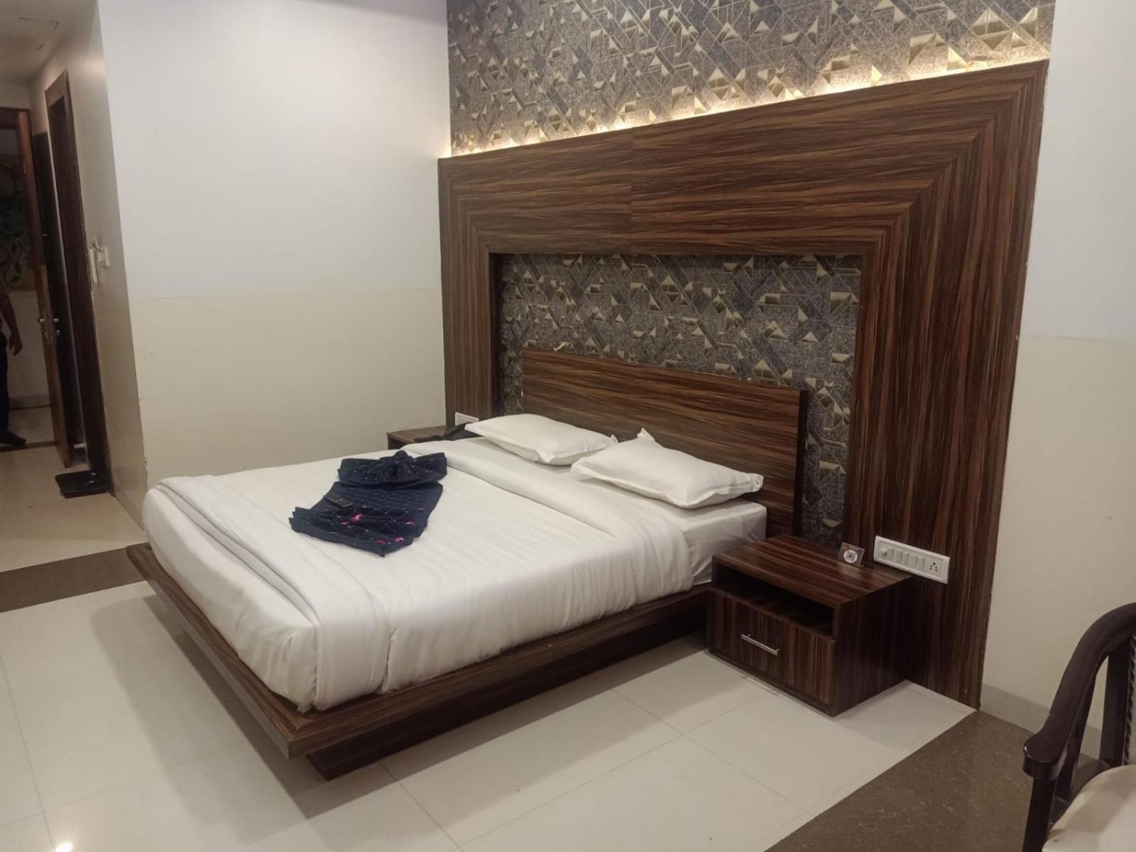 Hotel Ps Residency Shivpurī Exterior foto